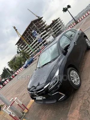 Toyota Starlet 2024 Noir