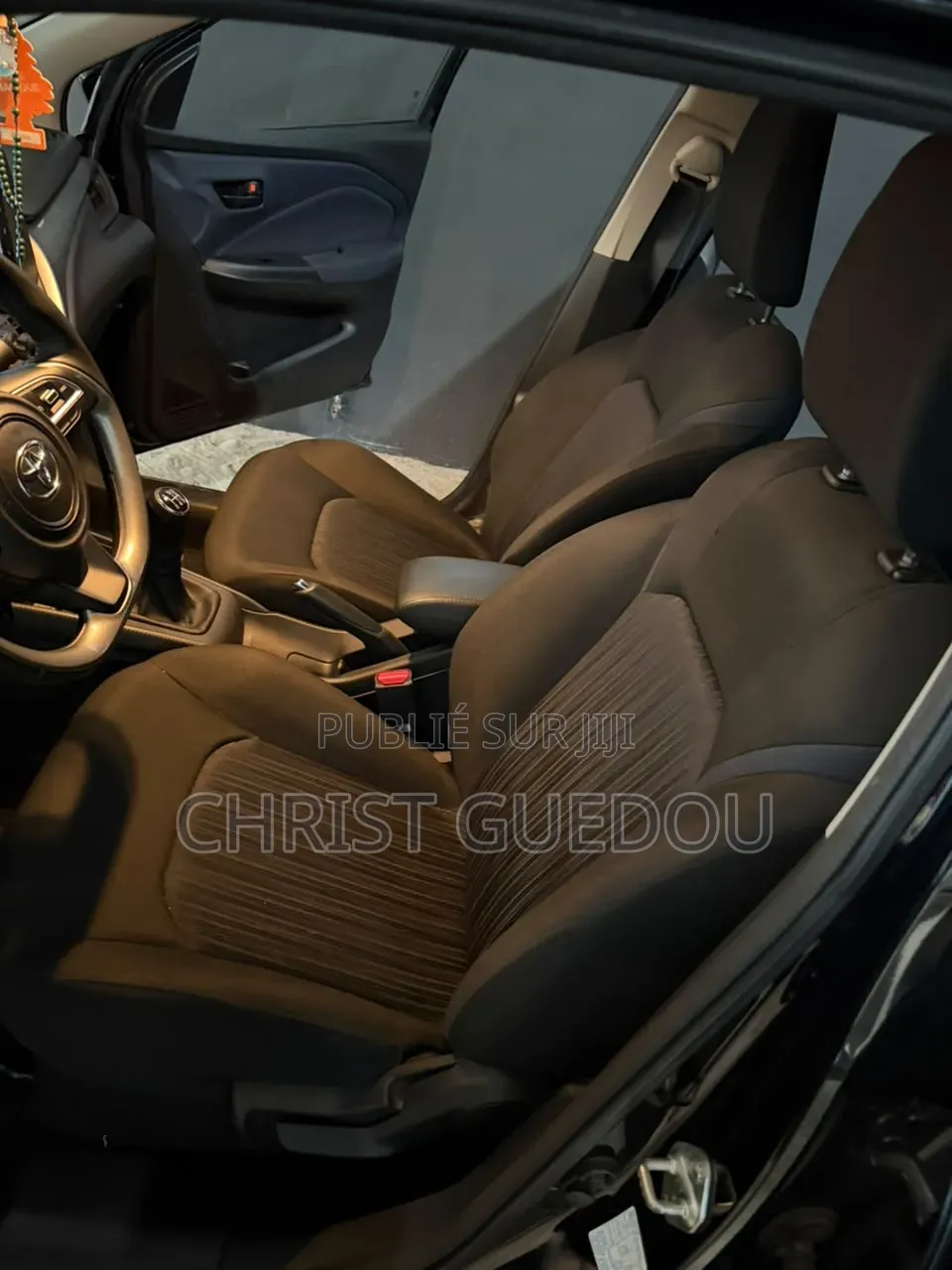 Toyota Starlet 2024 Noir