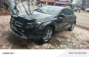 Mercedes-Benz GLA 250 2016 Gris