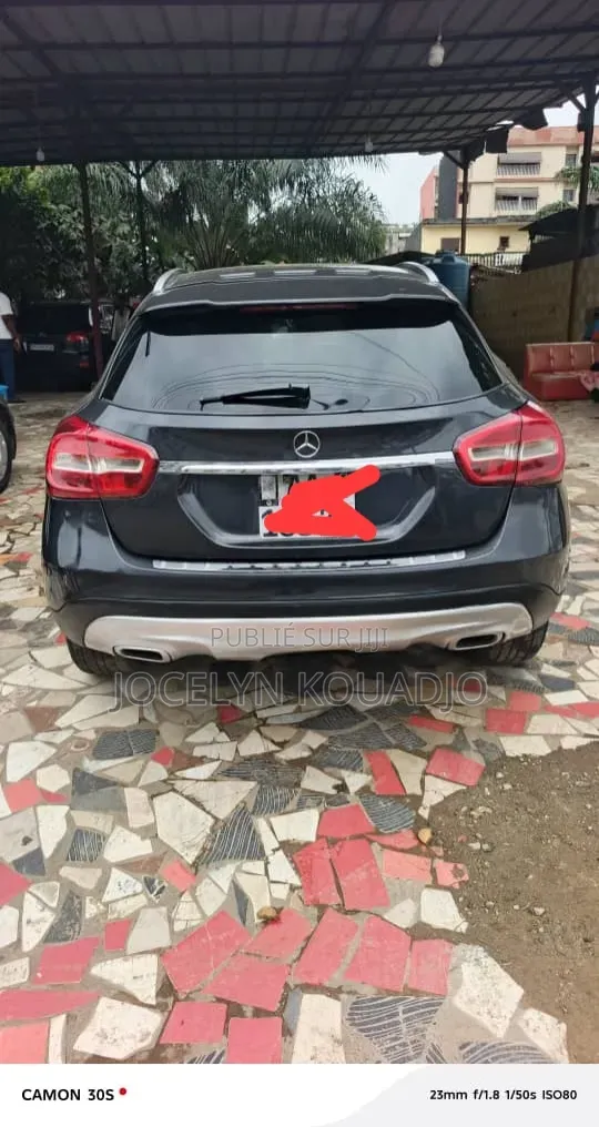 Mercedes-Benz GLA 250 2016 Gris