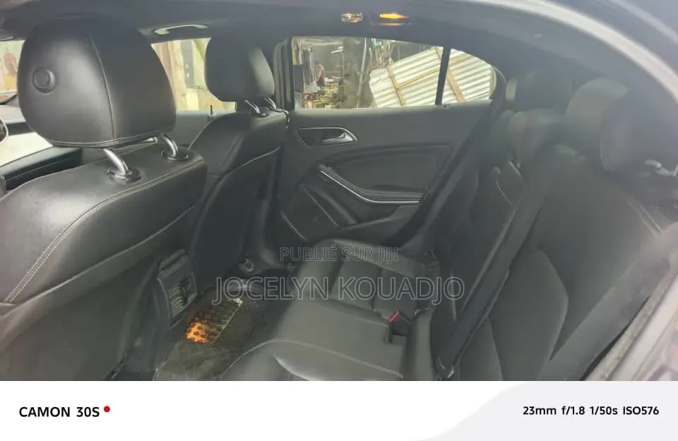 Mercedes-Benz GLA 250 2016 Gris
