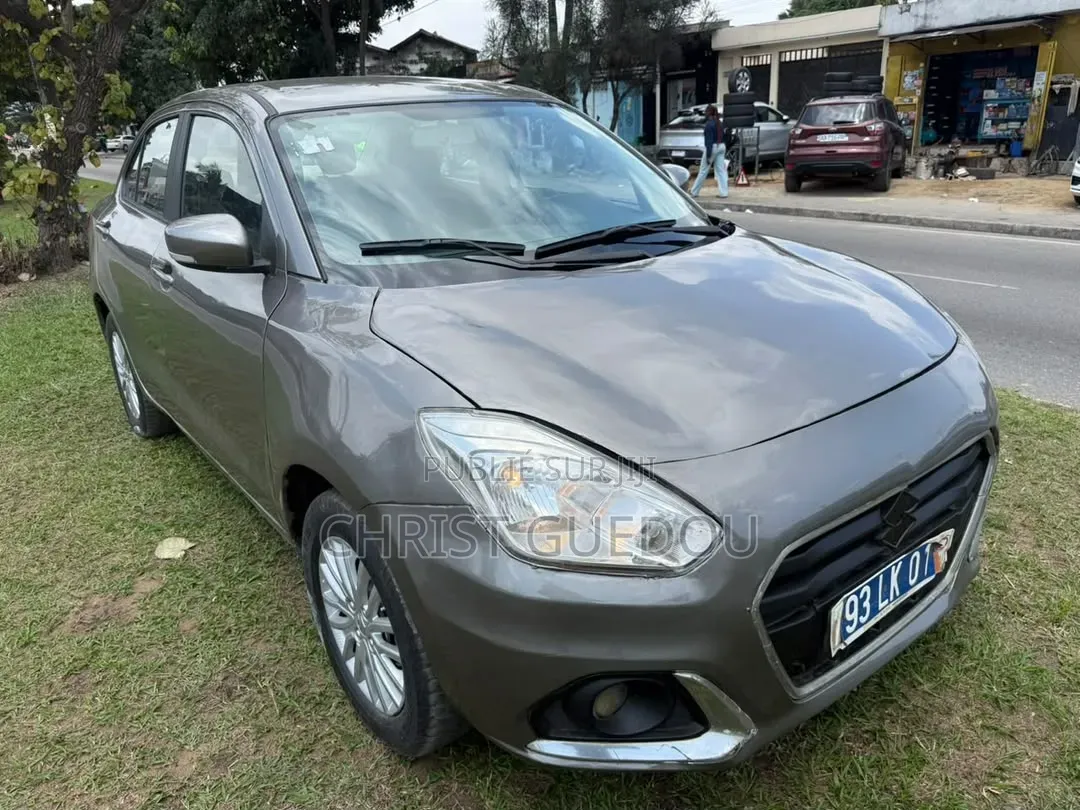 Suzuki Dzire 2023 Gris