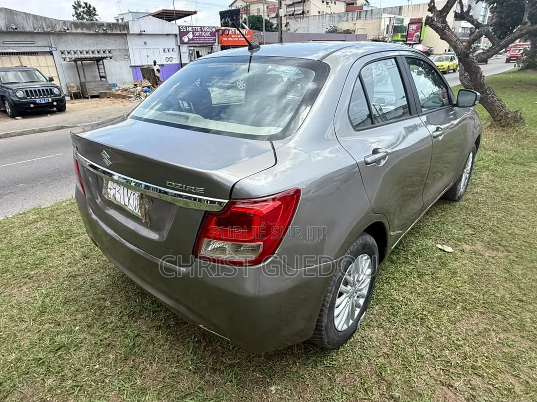 Suzuki Dzire 2023 Gris