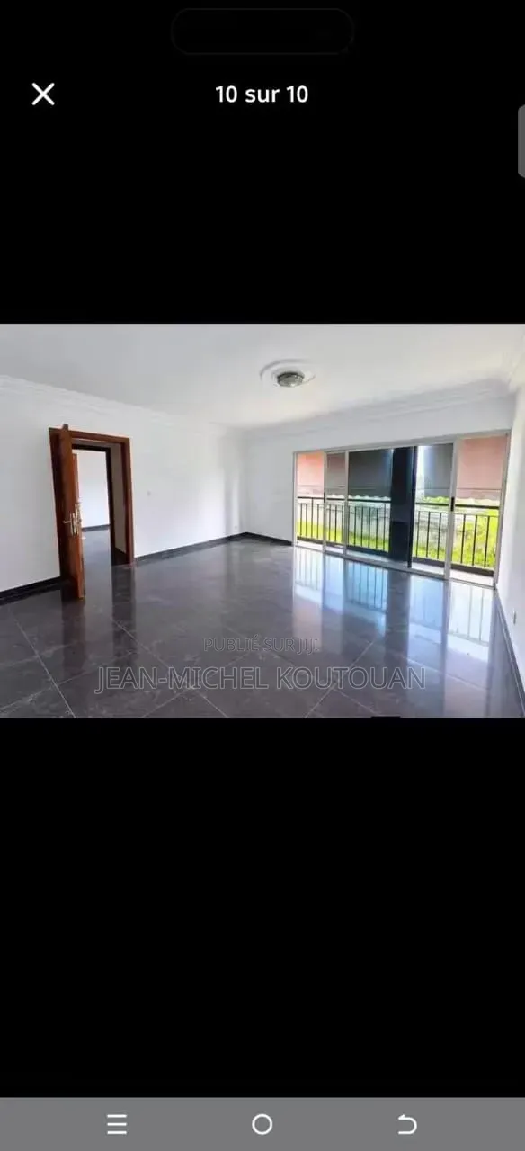 4chbre Duplex dans Cocody à Louer