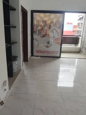 2chbre Appartement dans Immobilier Express, Cocody à Vendre