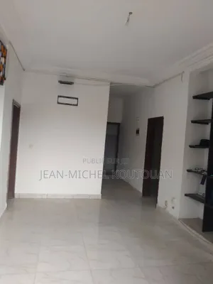 2chbre Appartement dans Immobilier Express, Cocody à Vendre