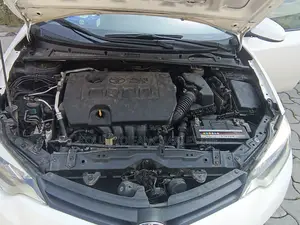 Toyota Corolla LE Eco 4dr Sedan (1.8L 4cyl CVT) 2014 Blanc