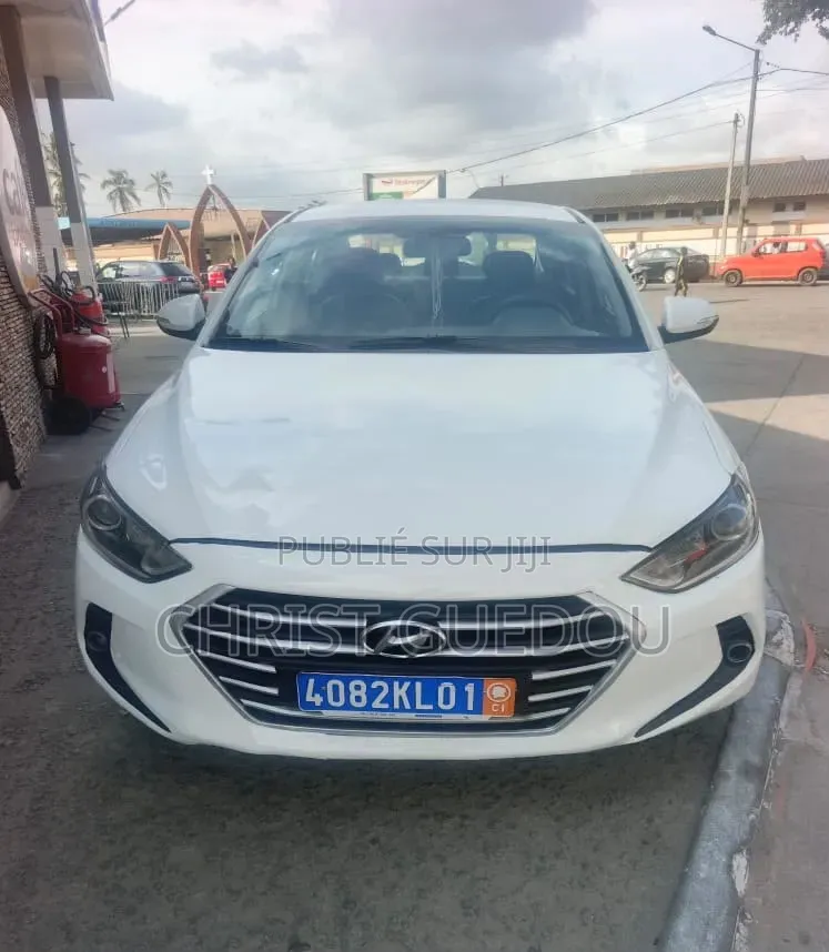 Hyundai Elantra 2017 Blanc