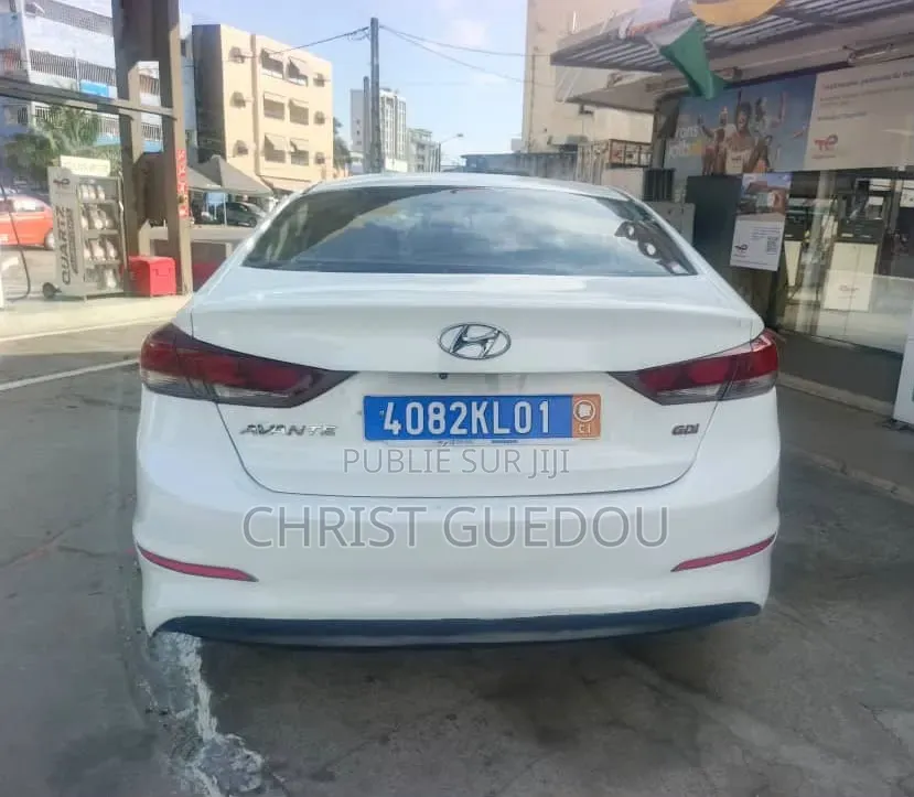 Hyundai Elantra 2017 Blanc