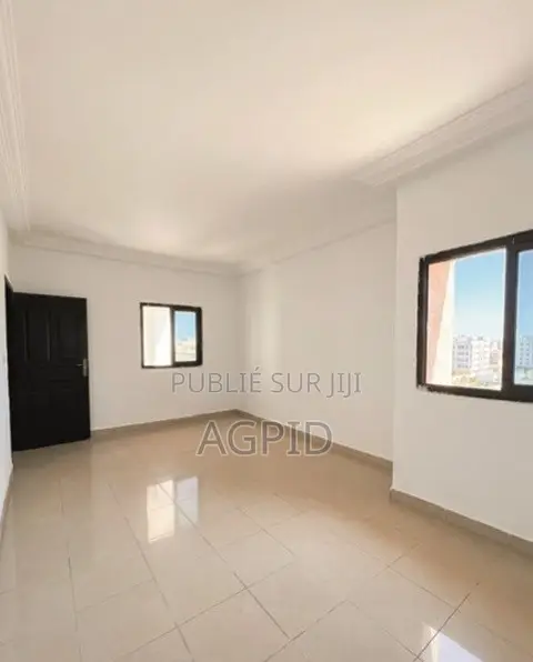 1chbre Appartement dans Appartement De 2, Bingerville à Louer