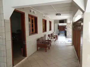 Meublé 4chbre Villa dans Treichville à Vendre