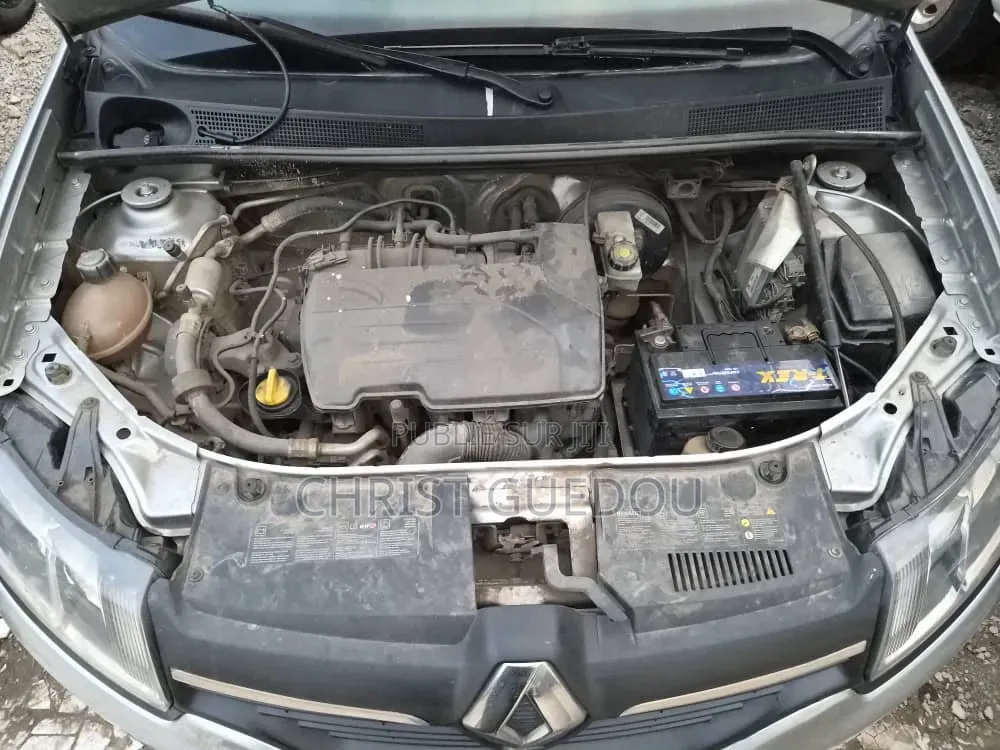 Renault Logan 2014 Gris