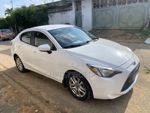 Toyota Yaris 2017 Blanc