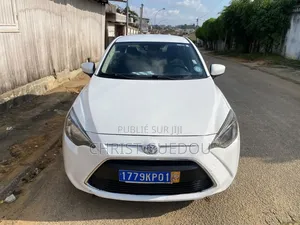 Toyota Yaris 2017 Blanc