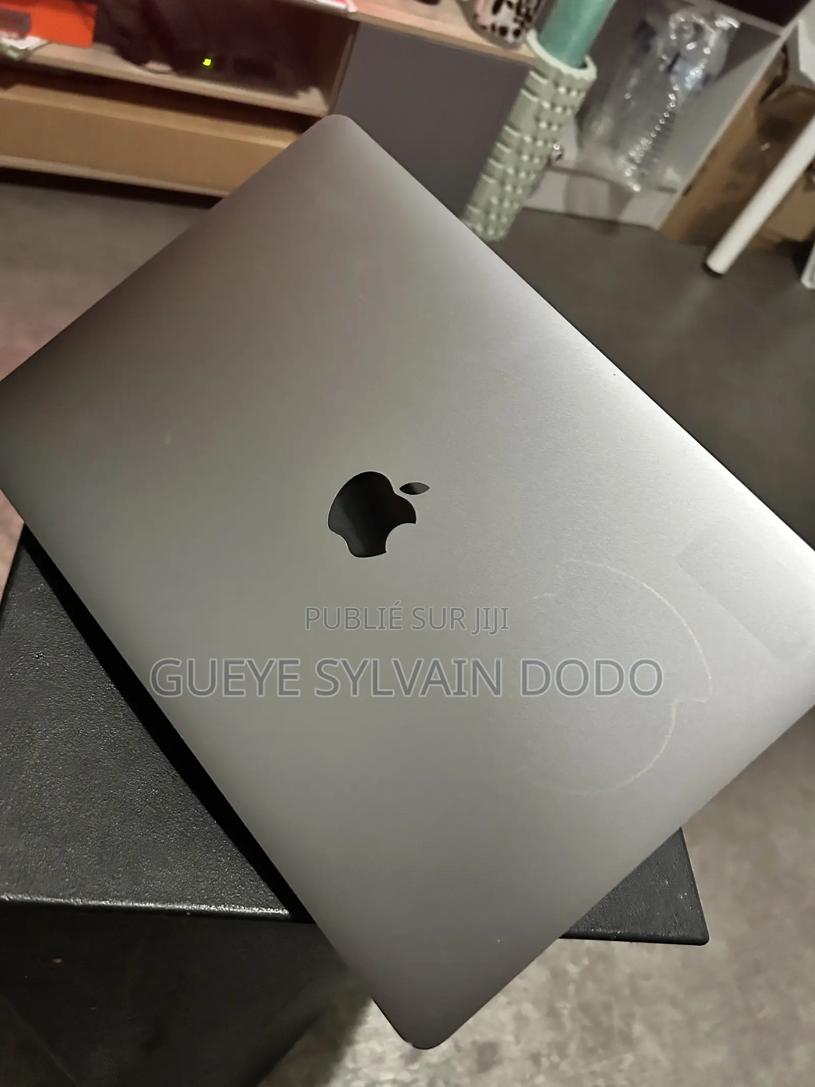 Ordinateur portable Apple MacBook Pro 2020 16GB Intel Core 7 SSD 1T