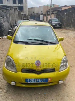 Toyota Yaris 2015 Jaune