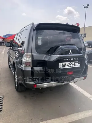 Mitsubishi Pajero 2018 Gris