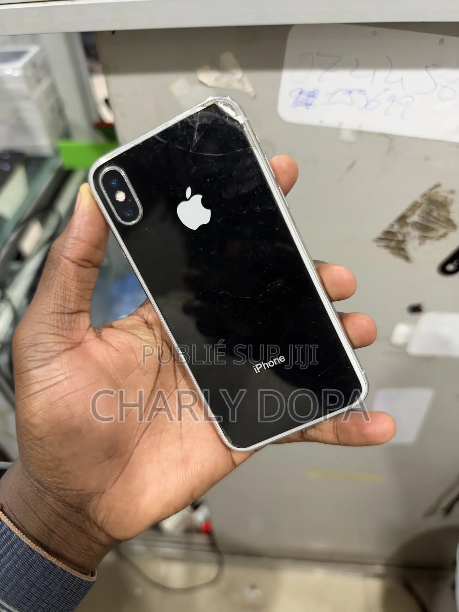 Apple iPhone X 64 GB Noir