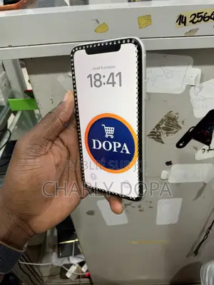 Apple iPhone XR 64 GB Blanc