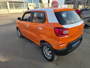Suzuki RE 2022
