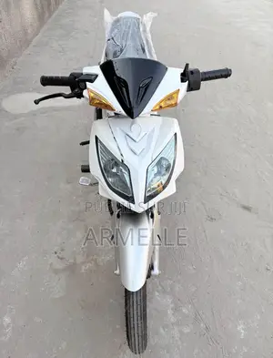 Nouveau KTM Duke 125 2024 Blanc