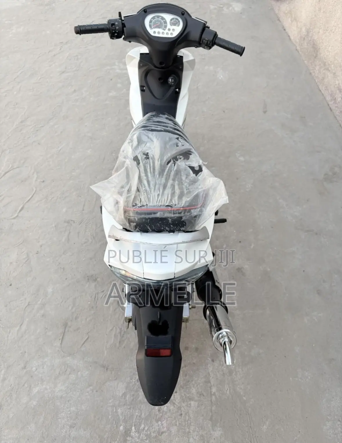 Nouveau KTM Duke 125 2024 Blanc