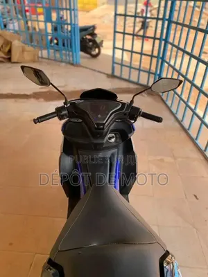 Nouveau Yamaha 2026 Gris