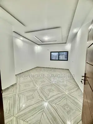 1chbre Appartement dans Cocody à Louer