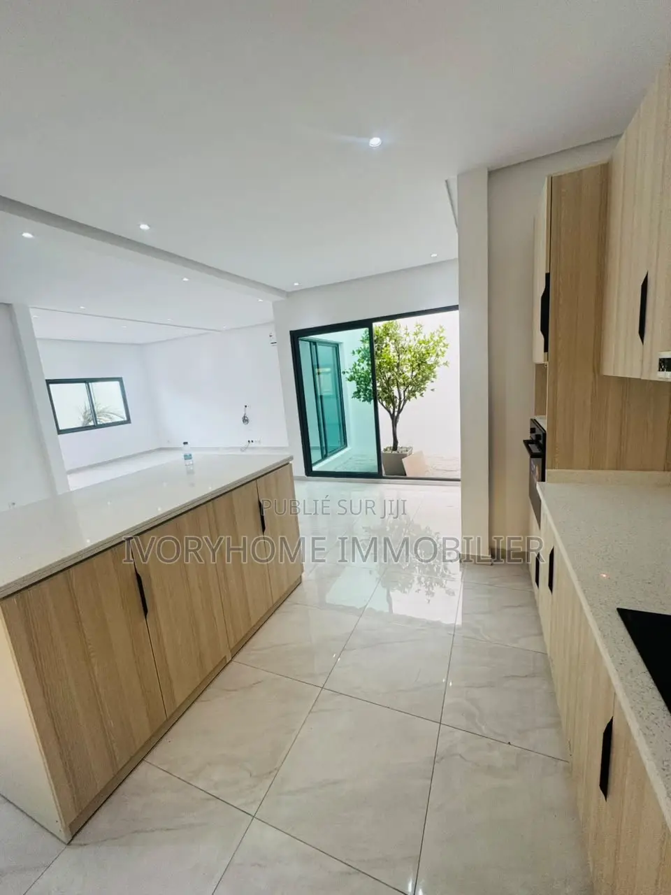 4chbre Duplex dans Cocody à Louer