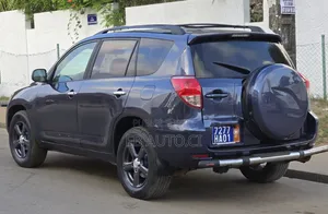 Toyota RAV4 2006 Bleu