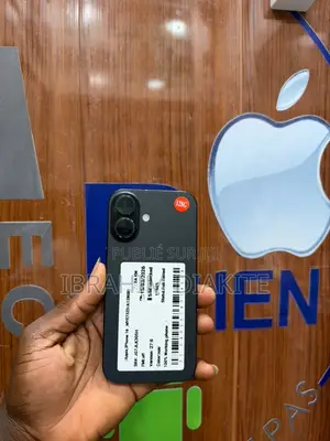 Apple iPhone 16 128 GB Noir