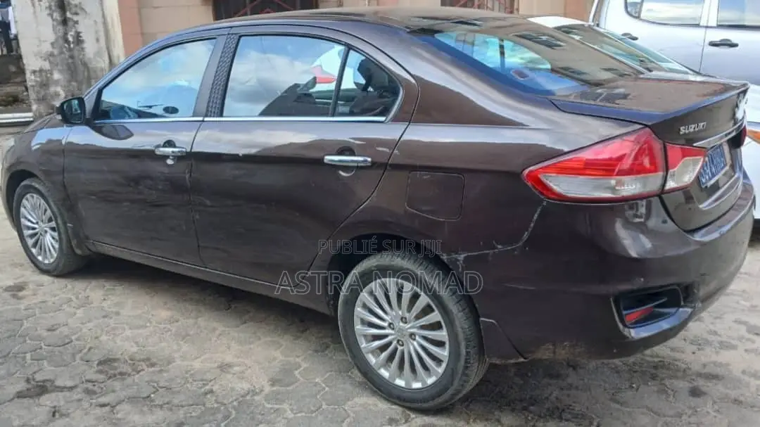 Suzuki Ciaz 2017 Marron