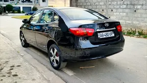 Hyundai Elantra Limited 2012 Noir