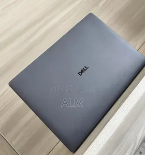 Nouveau Dell Pro 14 32GB Intel Core Ultra 5 SSD 512GB