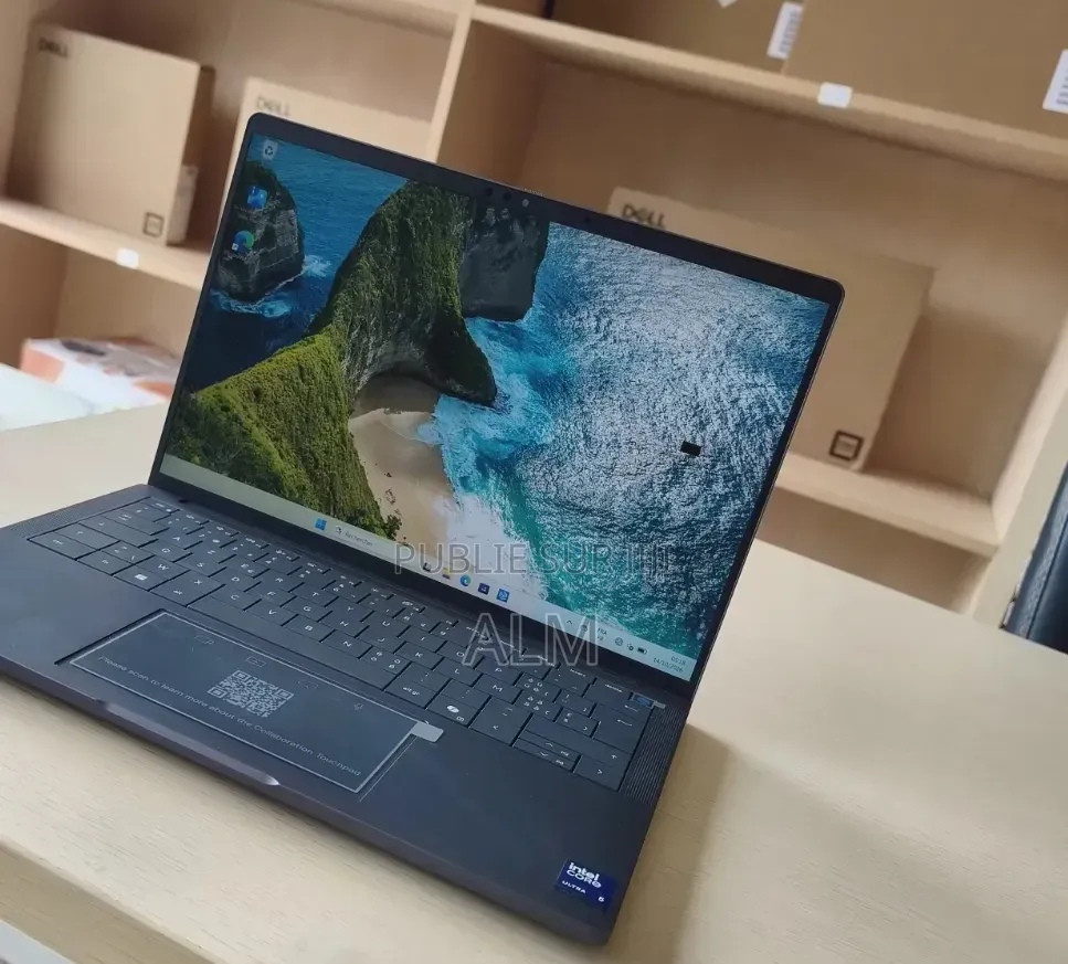 Nouveau Dell Pro 14 32GB Intel Core Ultra 5 SSD 512GB