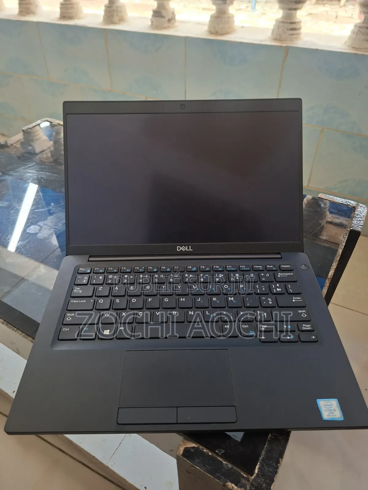Ordinateur portable Dell Latitude 7390 16GB Intel Core i5 SSD 500GB