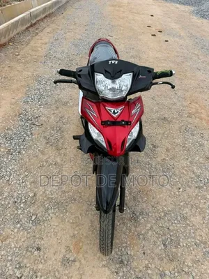 Nouveau TVS Rockz 125 2024 Rouge