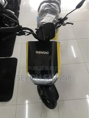 Nouveau Revoo A10 2025 Jaune