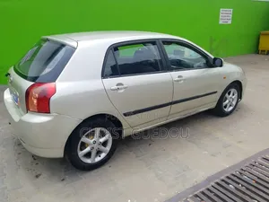 Toyota Corolla 2006 Gris