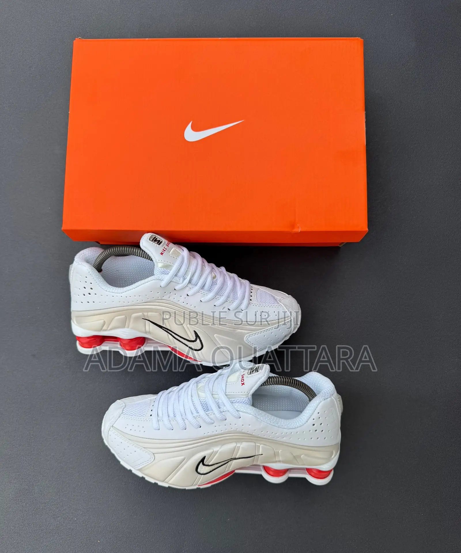 Nike Shox R4