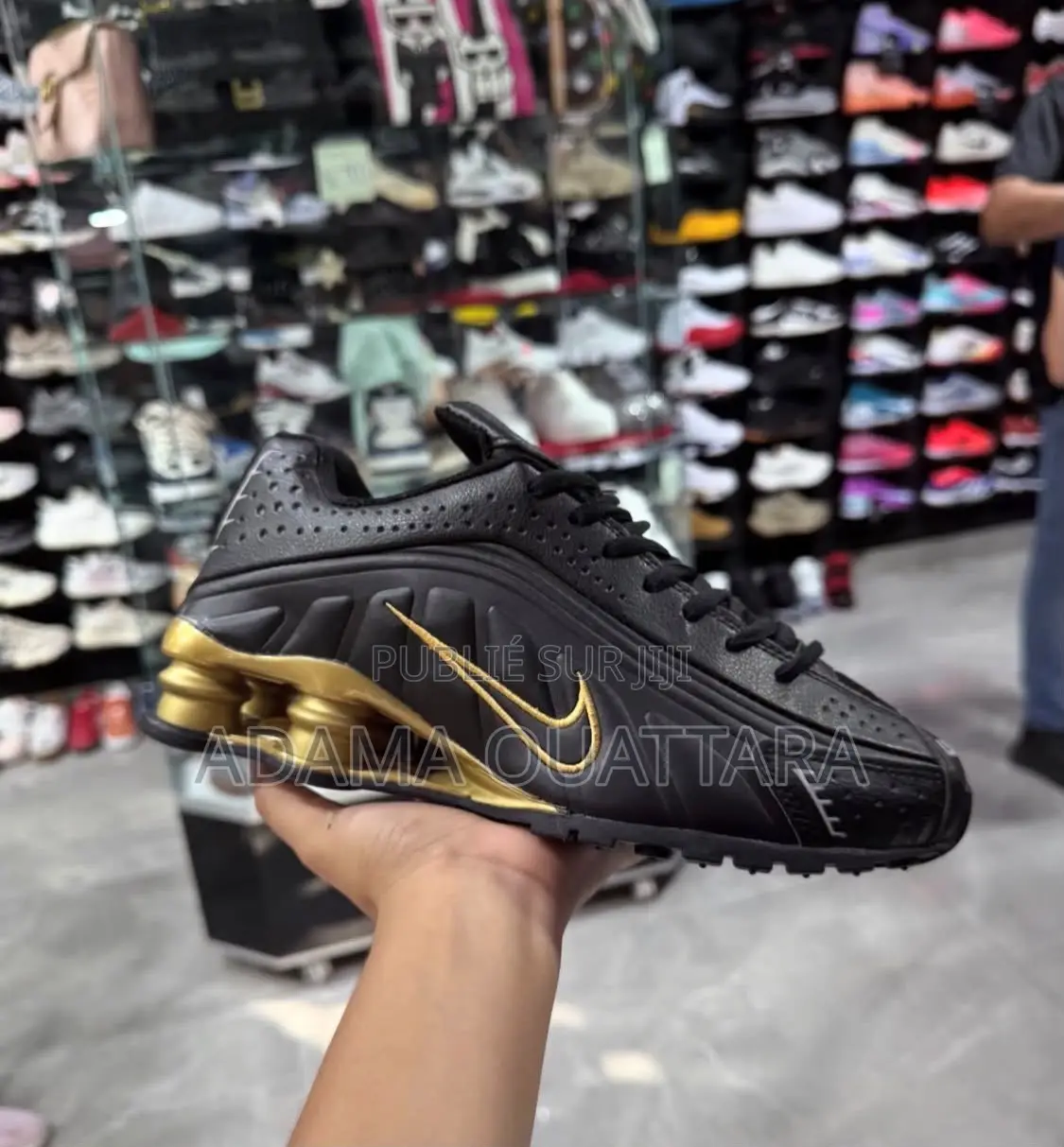 Nike Shox R4