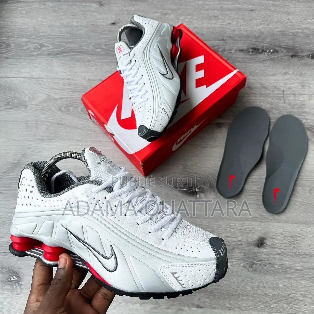 Nike Shox R4