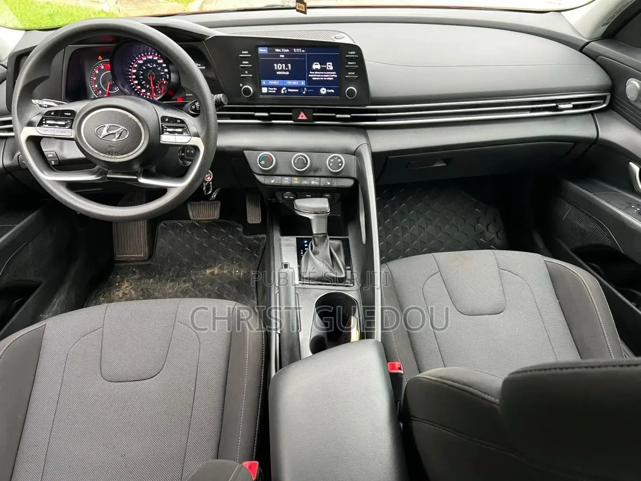 Hyundai Elantra 2023 Rouge