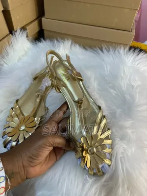 Chaussures De Tout Genre