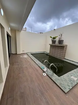 4chbre Villa dans Cocody à Vendre
