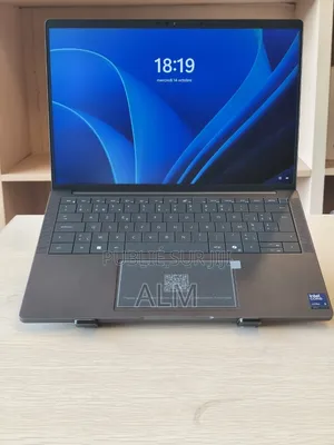Nouveau Dell 14 Premium 16GB Intel Core Ultra 5 SSD 256GB