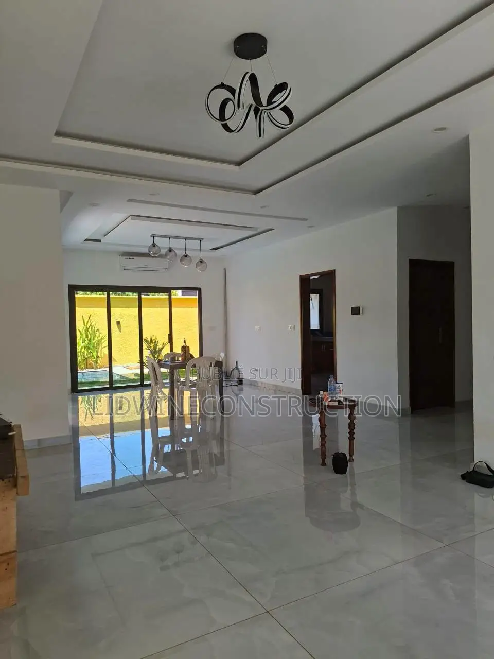 6chbre Duplex dans Grand-Bassam à Vendre