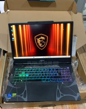Nouveau Ordinateur portable MSI Cyborg 15 16GB Intel Core i7 SSD 512GB