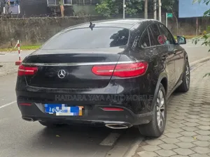 Mercedes-Benz GLE-Class GLE 400 4MATIC 2016 Noir