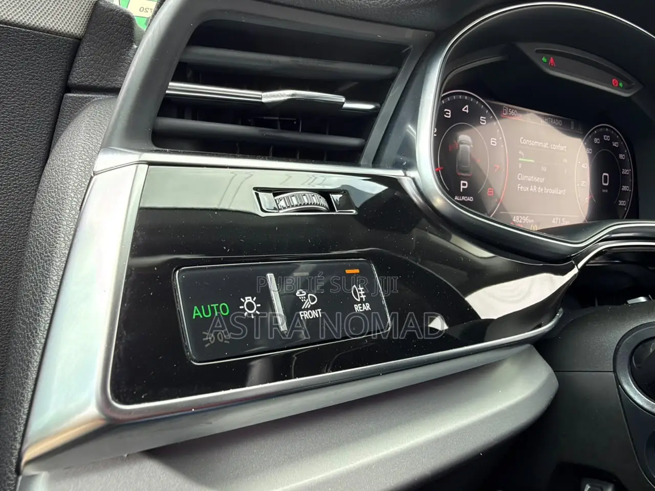 Audi Q8 2023 Gris
